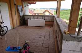 Apartament 1 camera, 70 mp, terasa, imobil tip casa/vila, zona Campului