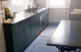 Apartament 4 camere, 78,6 mp, decomandat, boxa subsol, zona Billa