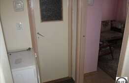 Vanzare 2 camere decomandate, 44 mp utili, cu balcon, finisat clasic, zona Profi