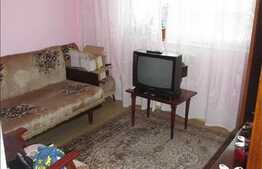 Vanzare 2 camere decomandate, 44 mp utili, cu balcon, finisat clasic, zona Profi