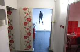 Apartament 3 camere, 66 mp, decomandat, zona Big