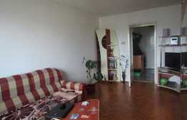 Apartament 3 camere, 69 mp, decomandat, garaj, parcare, zona strazii Primaverii