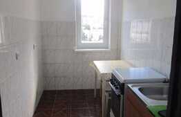 Apartament 2 camere, 40 mp, decomandat, etaj intermediar, zona Big