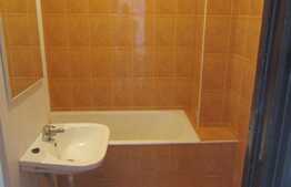 Apartament 2 camere, 40 mp, decomandat, etaj intermediar, zona Big