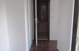 Apartament 2 camere, 40 mp, decomandat, etaj intermediar, zona Big