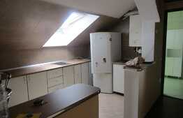 Mansarda de vanzare, 39 mp! Mobilata si utilata! Zona strazii Eroilor!