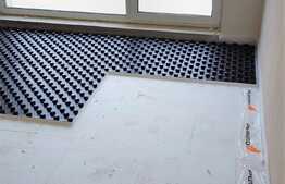 Exclusiv! Apartament 3 camere, 98 mp, decomandat, terasa 23 mp, curte cu gradina, zona Petrom