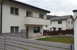 Casa cuplata finisata de 228 mp utili, teren de 320 mp! Doua garaje! Zona Tauti 