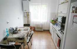 Apartament 3 camere, 65 mp, boxa subsol, zona strazii Bucium