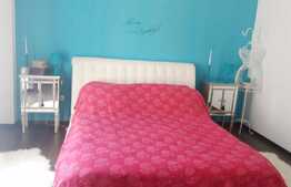 3 camere, 75 mp, terasa 84 mp, parcare, zona strazii Calea Turzii. La cheie!