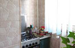 Garsoniera 42 mp, decomandat, boxa subsol, zona strazii Calea Floresti