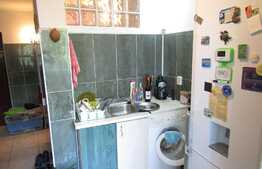 Garsoniera 42 mp, decomandat, boxa subsol, zona strazii Calea Floresti