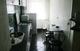 Apartament 2 camere, 50 mp, decomandat, etaj intermediar, zona Big