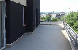 Apartament 3 camere, 76 mp, terasa 60 mp, garaj, zona strazii Nicolae Titulescu