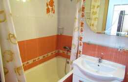 Garsoniera, 28 mp, decomandata, etaj intermediar, zona strazii Calea Floresti