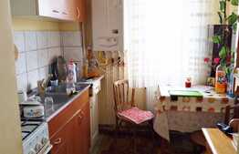 Apartament 2 camere, 45 mp, etaj intermediar, zona Mercur