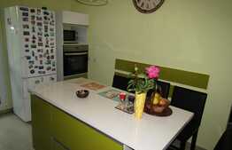 2 camere, 44 mp, decomandat, etaj intermediar, zona strazii Primaverii