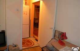 De vanzare apartament cu 3 camere,  suprafata de 63 mp, zona sensului giratoriu