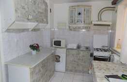 Apartament 2 camere, 40 mp, decomandat, parcare, zona Facultatii Bogdan Voda