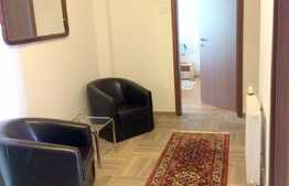 3 canmere, 80 mp, decomandat, prima inchiriere, parcare,garaj, zona Hotel Premier