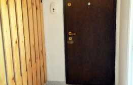 Apartament cu 3 camere, 70mp, decomandat, parcare, zona Sigma