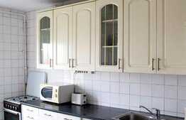 Apartament cu 3 camere, 70mp, decomandat, parcare, zona Sigma