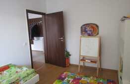 De vanzare apartament 3 camere, 69 mp! Terasa de 28 mp! Zona strazii Stejarului!