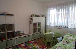 De vanzare apartament 3 camere, 69 mp! Terasa de 28 mp! Zona strazii Stejarului!