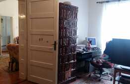 Apartament 2 camere, 80,05 mp, imobil tip casa, terasa, zona Piata Unirii