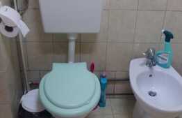 Apartament 2 camere, 80,05 mp, imobil tip casa, terasa, zona Piata Unirii