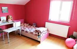 De vanzare duplex, 90 mp, teren 275 mp, zona linistita!