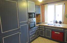 Apartament 3 camere, 70,08 mp, decomandat, boxa, zona Complex Diana