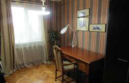 Apartament 3 camere, 70,08 mp, decomandat, boxa, zona Complex Diana
