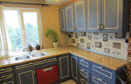 Apartament 3 camere, 70,08 mp, decomandat, boxa, zona Complex Diana