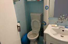 Apartament 3 camere, 74 mp, decomandat, boxa la subsol, zona Minerva