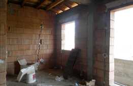 De vanzare 2 camere, 46.54 mp, terasa de 12.28 mp! Semifinisat!