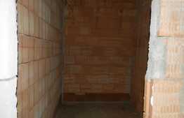 De vanzare 2 camere, 46.54 mp, terasa de 12.28 mp! Semifinisat!