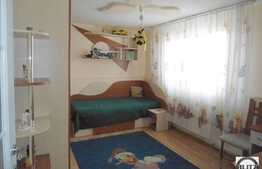 De vanzare apartament cu 3 camere,cu loc parcare si boxa la subsol,zona Fabricii