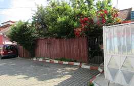 Casa individuala, 72 mp utili, teren de 173 mp, zona Platinia