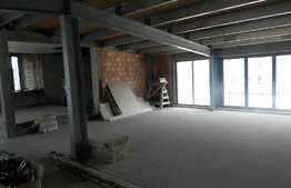 De inchiriat spatiu de 250 mp utili, terasa de 70 mp! Zona cu acces facil!