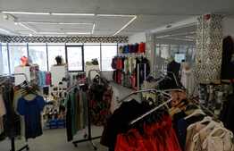 Spatiu de inchiriat 270 mp, incalzire electrica, aer conditionat! Vad excelent!