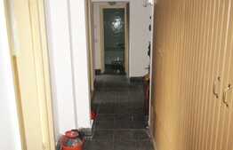 Apartament cu 3 camere decomandate, 65 mp, parcare, zona Profi