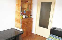 Apartament cu 3 camere decomandate, 65 mp, parcare, zona Profi