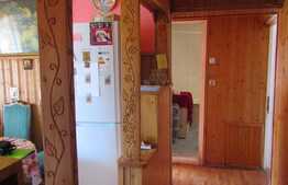 De vanzare apartament 2 camere, 54 mp, boxa la subsol, zona Calea Floresti