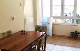 Apartament 3 camere, 69 mp, decomandat, boxa la subsol, zona Hotel Golden Tulip