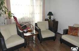 De vanzare apartament cu 3 camere, zona strazii Bucium, 70 mp utili.