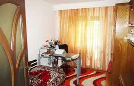 3 camere, 70 mp, decomandat, boxa la subsol, garaj, zona strazii Mehedinti