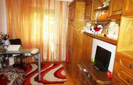 3 camere, 70 mp, decomandat, boxa la subsol, garaj, zona strazii Mehedinti