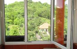 Apartament 2 camere, 49 mp, decomandat, zona strazii Donath