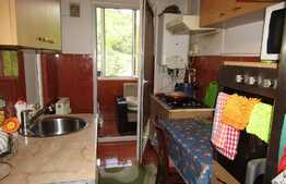 Apartament 2 camere, 49 mp, decomandat, zona strazii Donath